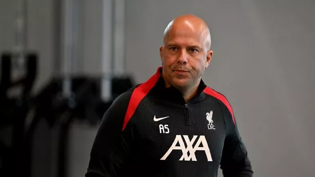 利物浦转会新闻:体育主管因红军考虑8600万英镑解约条款而离开
